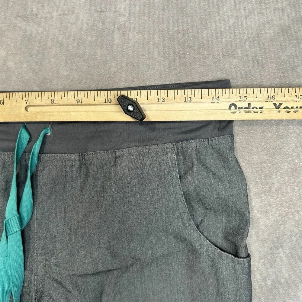Figs Kade Cargo Scrub Pants Womens XSmall Gray Technical Collection T21004